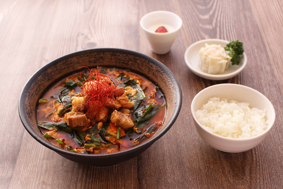 ゆめみどりたっぷり！カルビラーメン